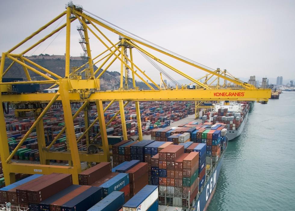 Working at Konecranes 230 Reviews