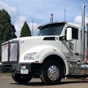 Reed's Fuel & Trucking company logo